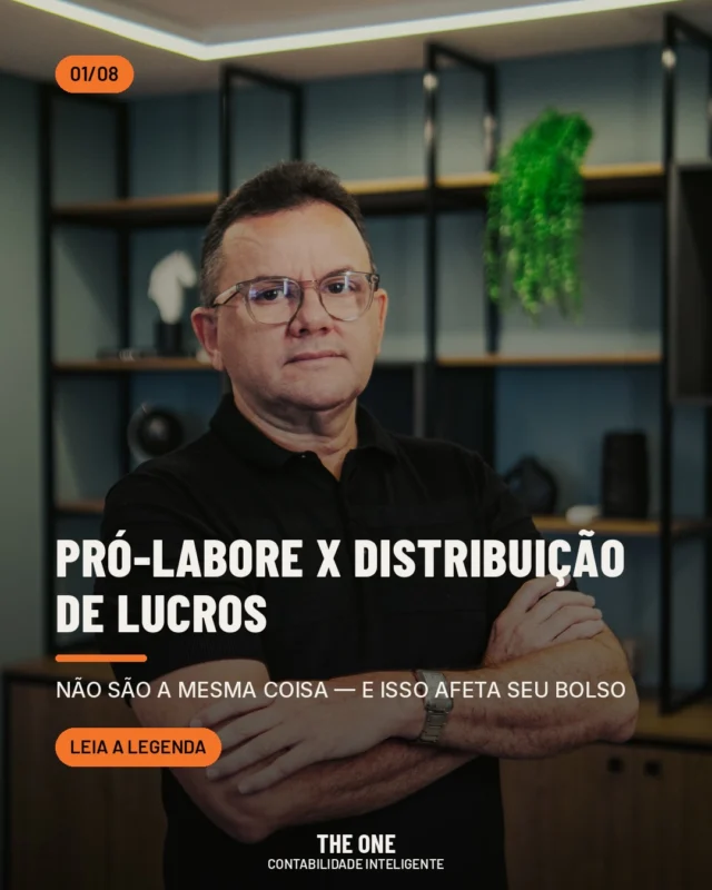 Pró-labore e distribuição de lucros não são a mesma coisa — e essa confusão pode custar caro. 💼
 
📖 Pró-labore é o salário do sócio que trabalha na empresa: tem INSS e IR retidos na fonte, igual uma folha de pagamento.
 
📖 Distribuição de lucros é a parte do resultado que volta como retorno do investimento — não é salário.
 
⚠️ E tem um detalhe que pouca gente sabe: a isenção de Imposto de Renda na distribuição só se sustenta quando a apuração contábil está correta e documentada. Sem isso, não tem isenção que resista a uma fiscalização.
 
❌ Mito comum: “quanto menos pró-labore, melhor”. Na prática, pró-labore baixo demais pode virar problema com INSS futuro, FGTS e até questionamento fiscal.
 
✅ Não existe fórmula pronta — o equilíbrio certo depende do lucro real, do regime tributário e da atividade da sua empresa.
 
Quer revisar como está essa divisão na sua empresa? Manda mensagem e a gente avalia 😊
 
#contabilidade #contador #prolabore #distribuicaodelucros #simplesnacional